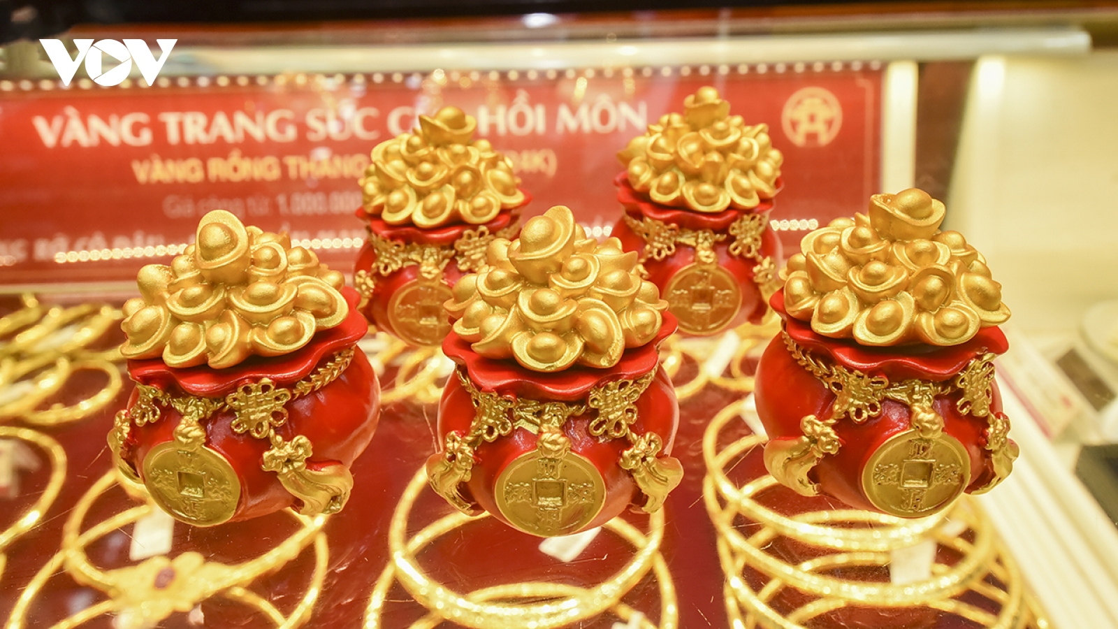 Giá vàng hôm nay 8/4: Vàng thế giới tăng, SJC vẫn cao hơn 24,2 triệu đồng