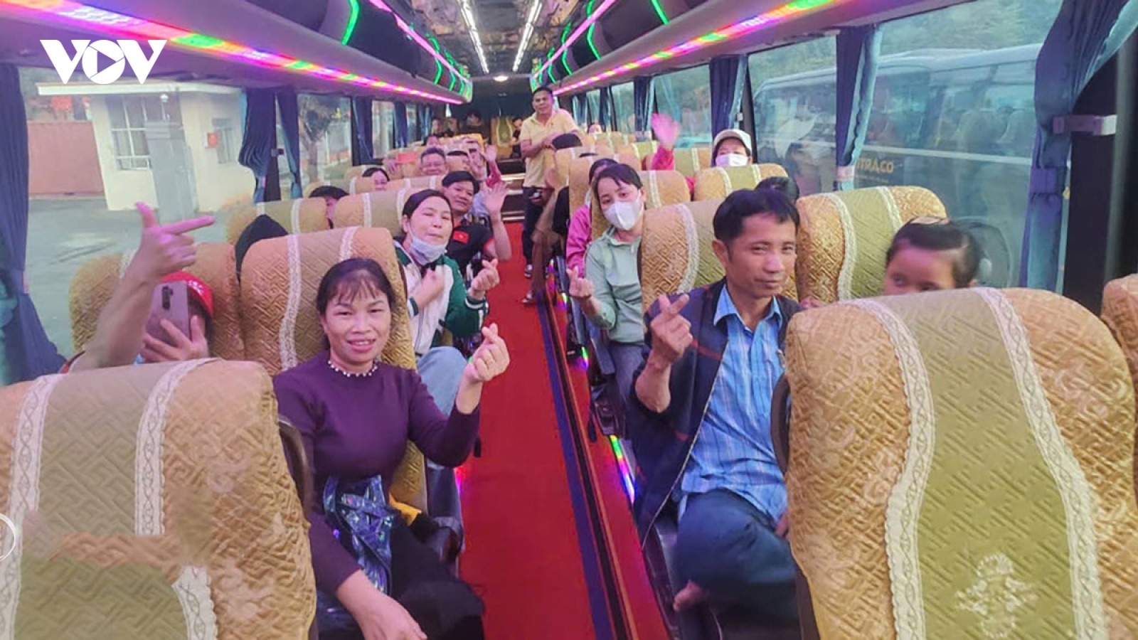 Những chuyến xe nghĩa tình đưa 2.800 công nhân Đồng Nai về quê đón Tết