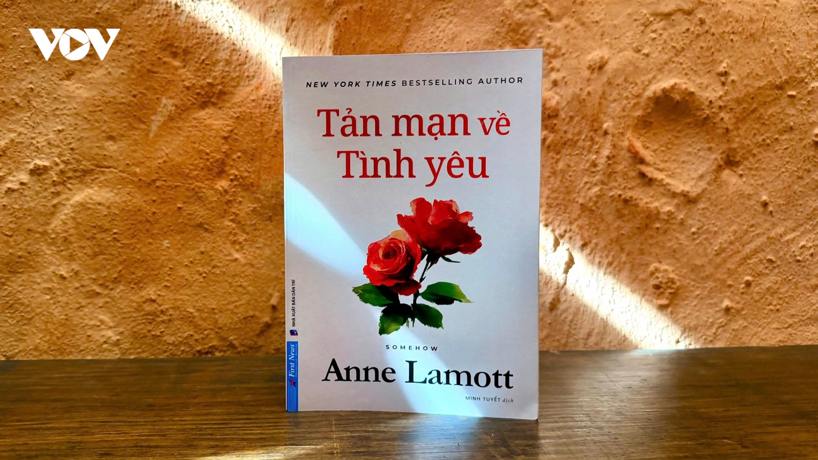 "Tản mạn về tình yêu" - Tình yêu là ánh sáng khi ta lạc lối