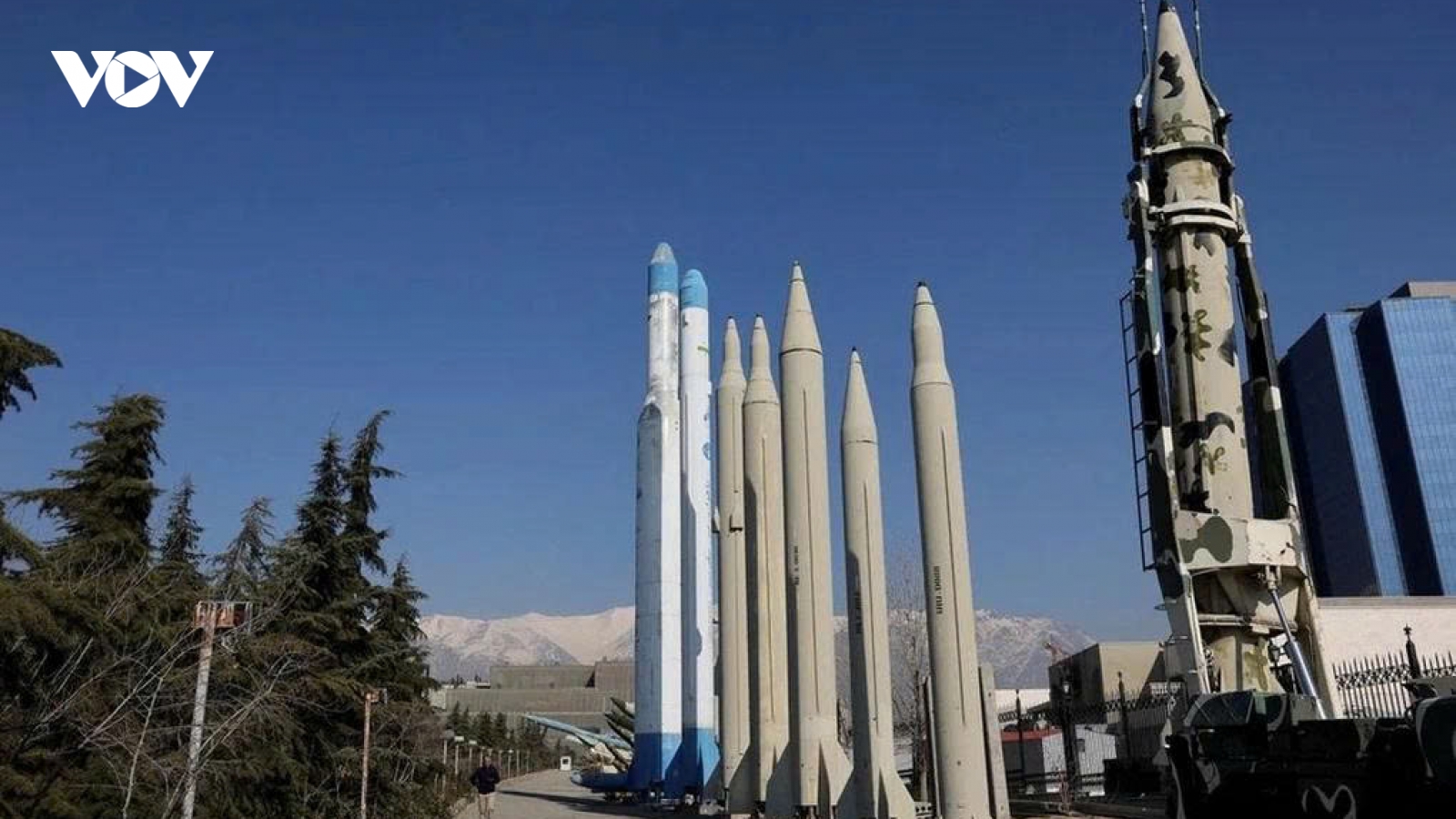 Iran tuyên bố không đàm phán về vấn đề tên lửa và không theo đuổi vũ khí hạt nhân