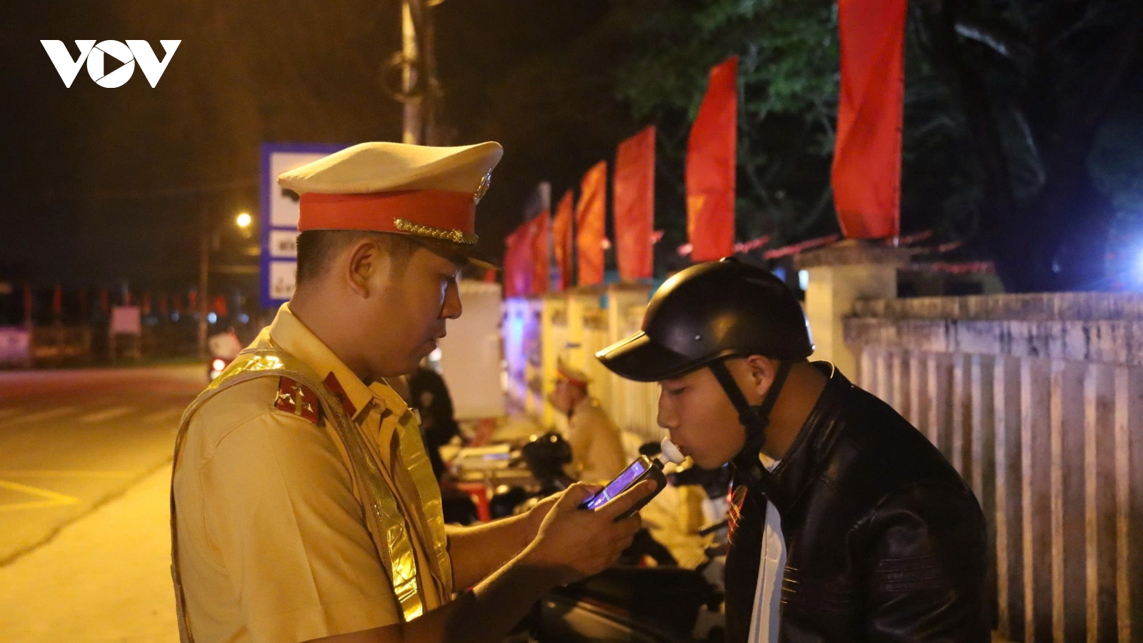 Quảng Ngãi: Xử lý 1.100 trường hợp vi phạm trật tự ATGT trong các ngày Tết