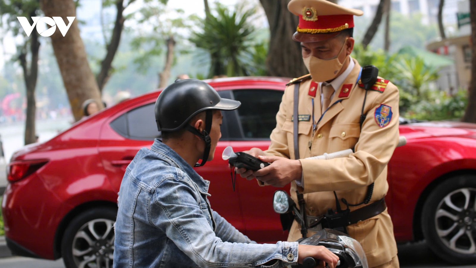 Đồng loạt kiểm tra nồng độ cồn từ trưa mùng 1 Tết, hơn 800 trường hợp vi phạm