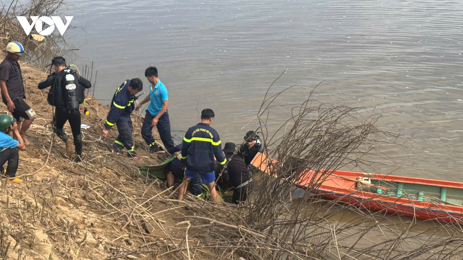 Tìm thấy thi thể nạn nhân đuối nước trên sông Đăk Bla (Quảng Ngãi)
