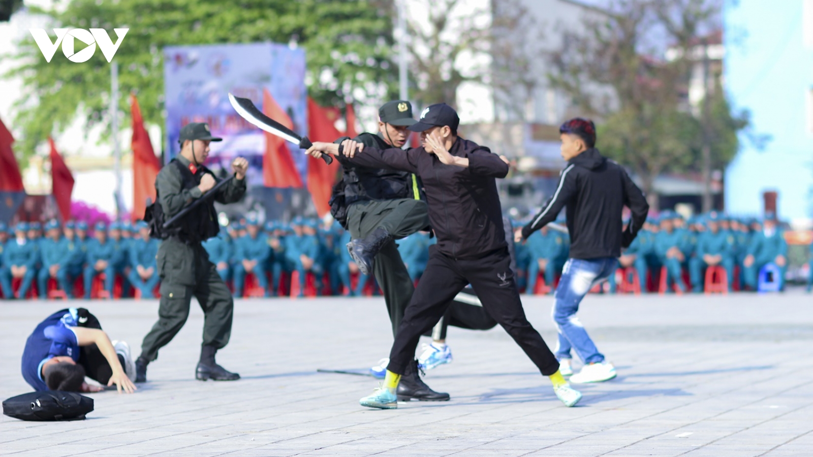 Lực lượng vũ trang Điện Biên ra quân huấn luyện 2026 đầy khí thế