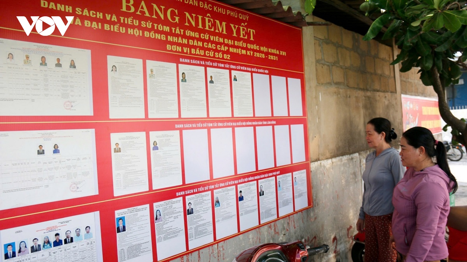 Đặc khu Phú Quý tuyên truyền sâu rộng đến các chủ tàu cá về ngày bầu cử