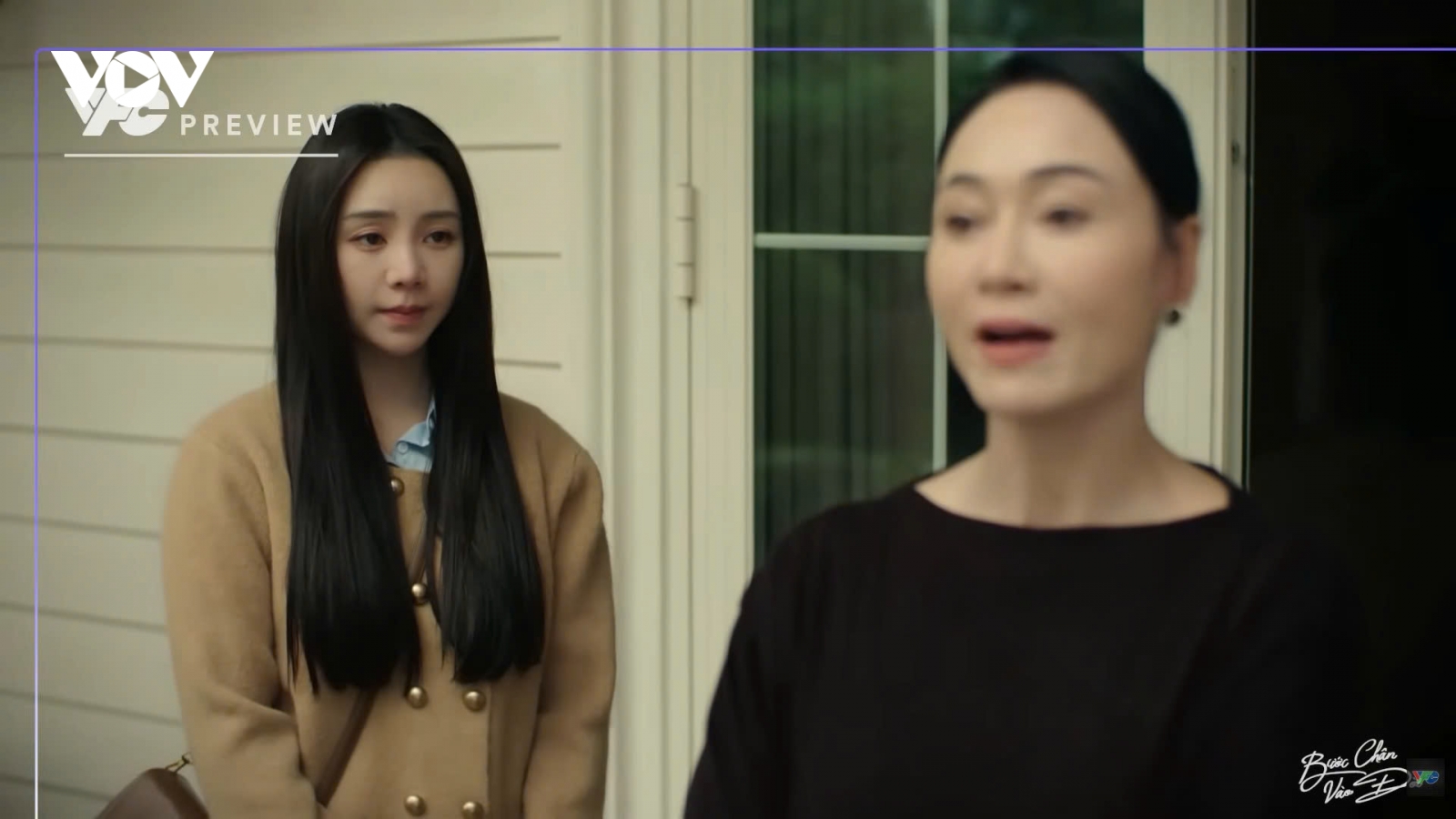 "Bước chân vào đời" tập 12: Mẹ Quân ra điều kiện để Thương rời xa Quân