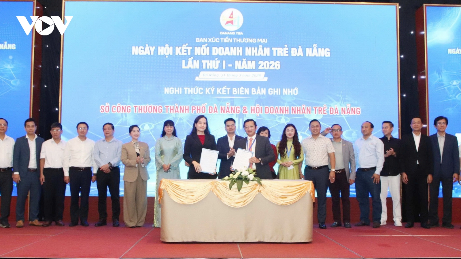 Ngày hội kết nối doanh nhân trẻ Đà Nẵng, quảng bá sản phẩm đến người tiêu dùng.