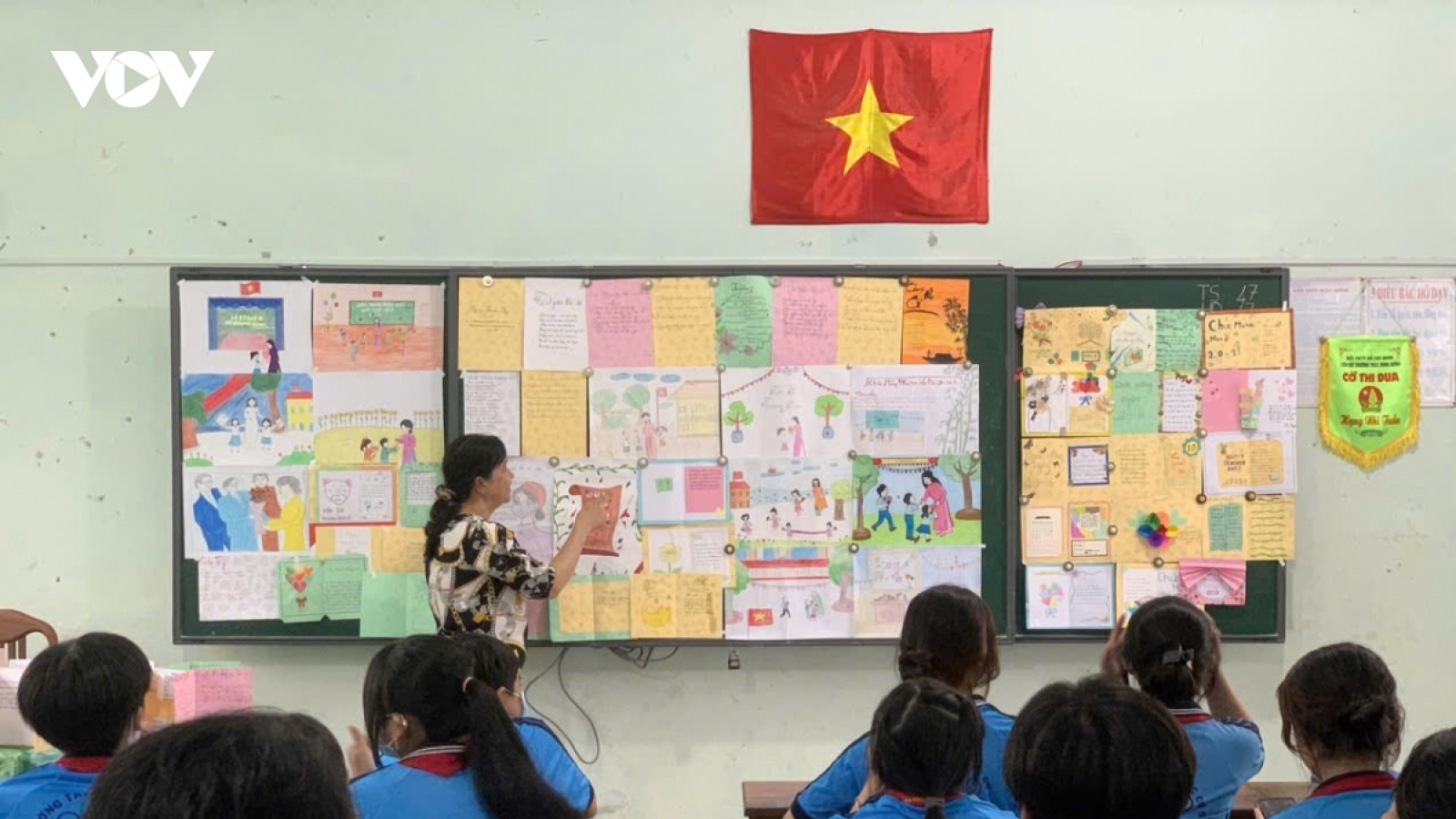 Những nữ giáo viên dẫn dắt chuyển đổi số từ lớp học vùng khó