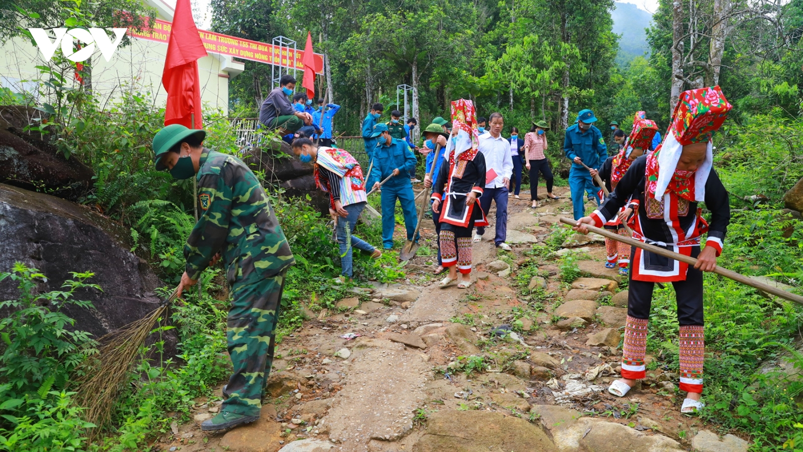 Cán bộ cơ sở tại Quảng Ninh: Thay đổi từ thực tiễn, hướng tới phục vụ người dân