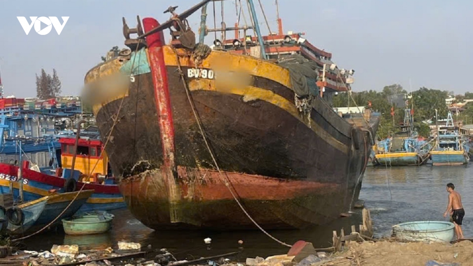Xử phạt 5 tàu cá vi phạm quy định chống khai thác IUU ở Lâm Đồng