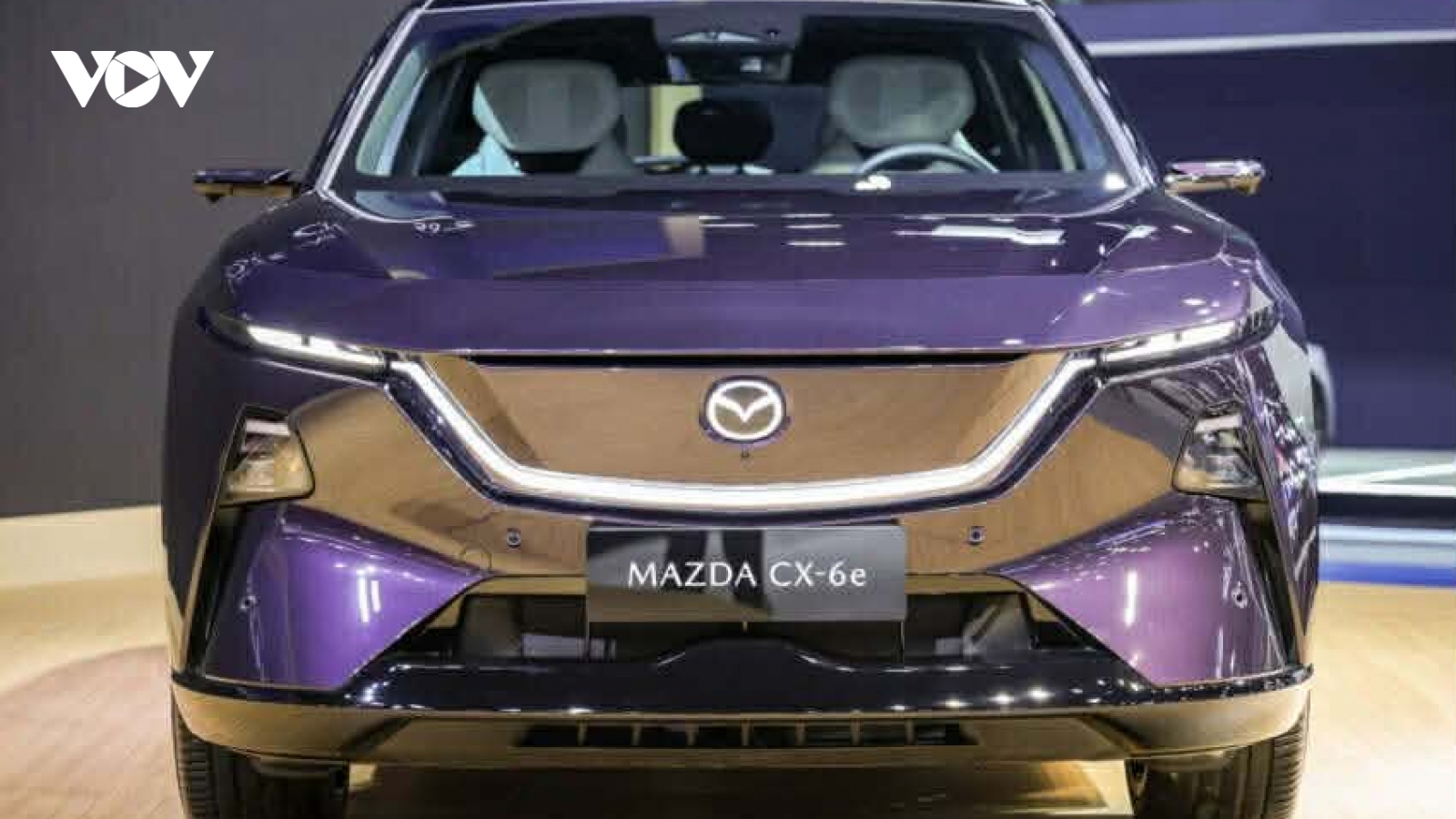 SUV thuần điện Mazda CX-6e lộ diện tại Thái Lan