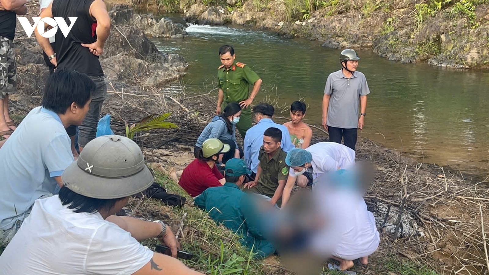 Lội suối chơi, 2 nữ sinh lớp 9 ở Đà Nẵng tử vong