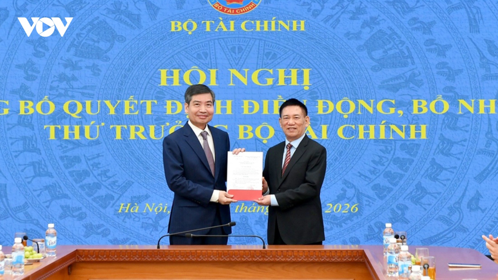 Trao quyết định điều động, bổ nhiệm Thứ trưởng Bộ Tài chính Tạ Anh Tuấn