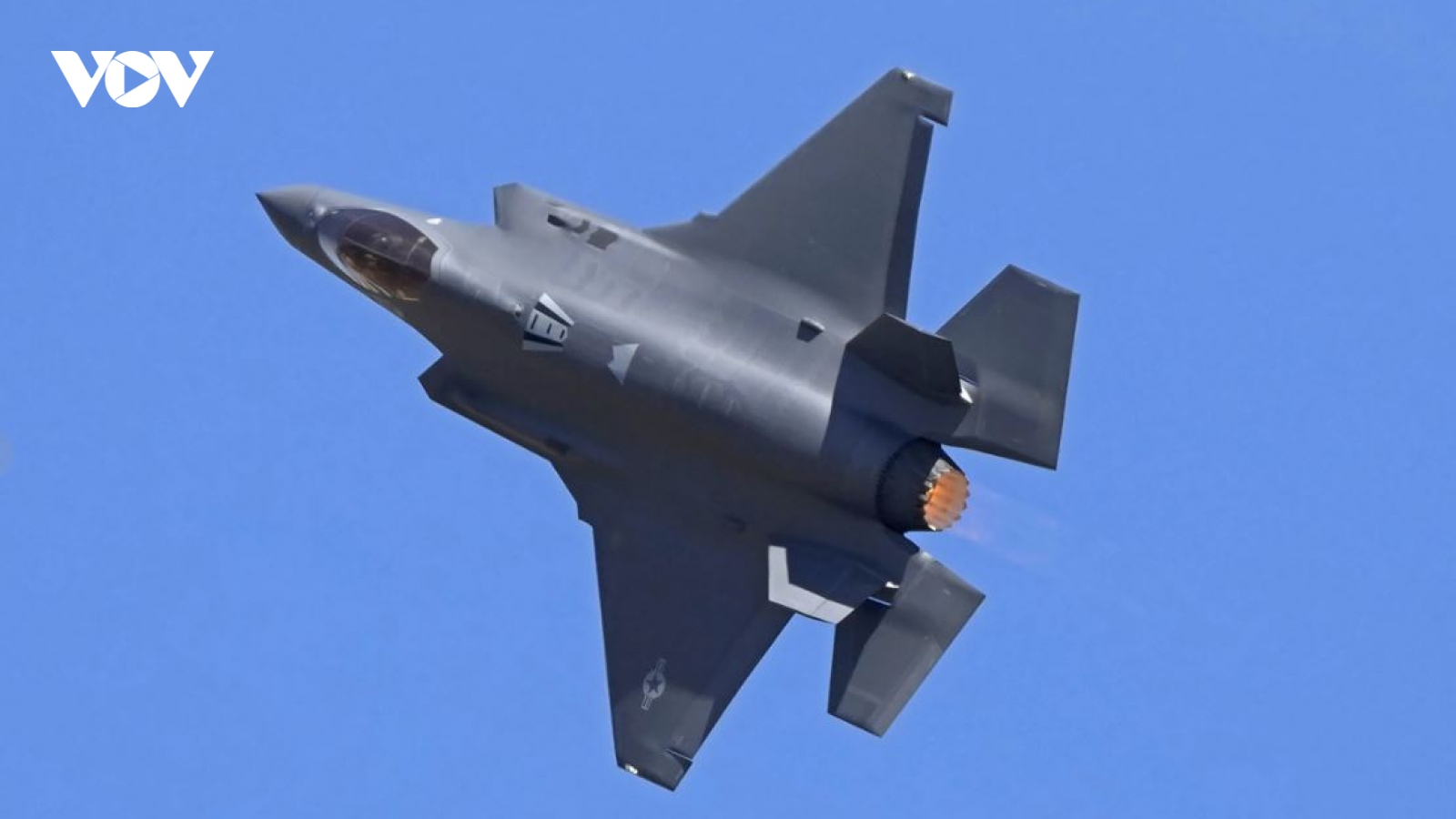 Iran tuyên bố bắn trúng F-35, Mỹ xác nhận máy bay phải hạ cánh khẩn cấp