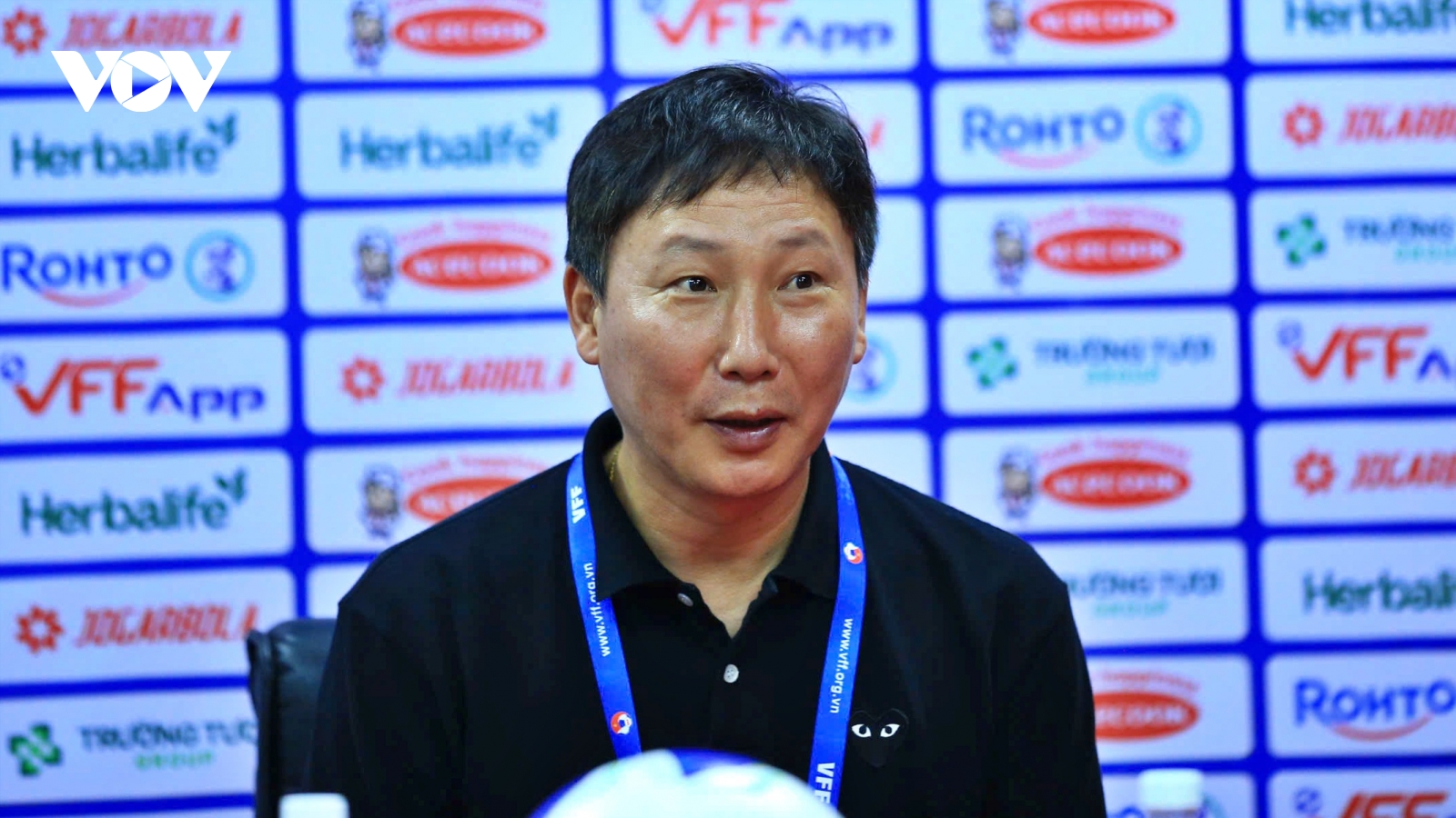 HLV Kim Sang Sik nói gì khi ĐT Việt Nam thắng 3-0 ĐT Bangladesh