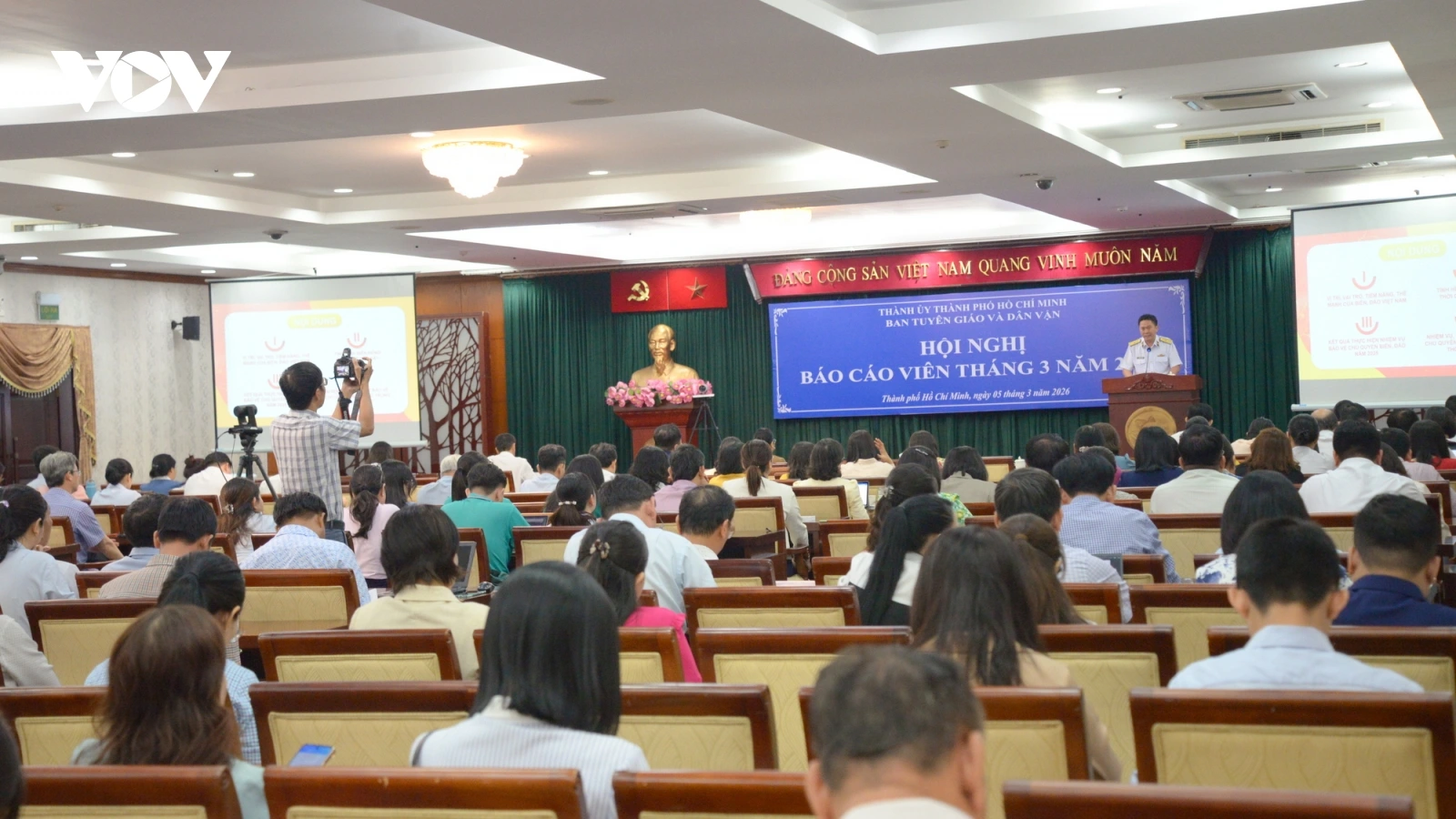 Tăng cường nắm bắt dư luận xã hội trên không gian mạng trong tình hình mới