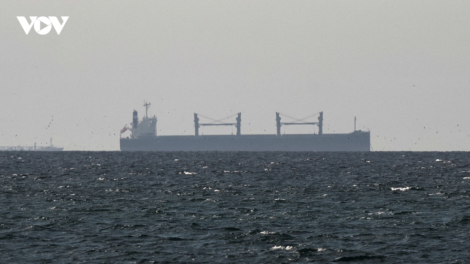 Iran tuyên bố “chắc chắn” sẽ tiếp tục thu phí qua eo biển Hormuz