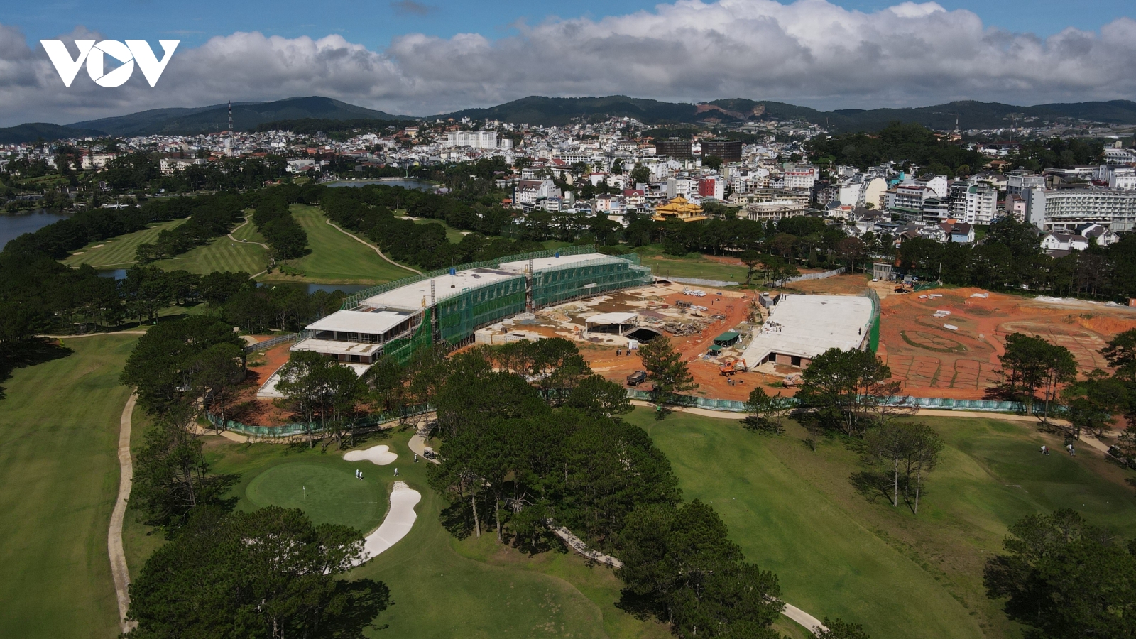 Lâm Đồng yêu cầu “mở lối ngắn nhất” cho 245.000 tỷ đồng vướng mắc ở 359 dự án