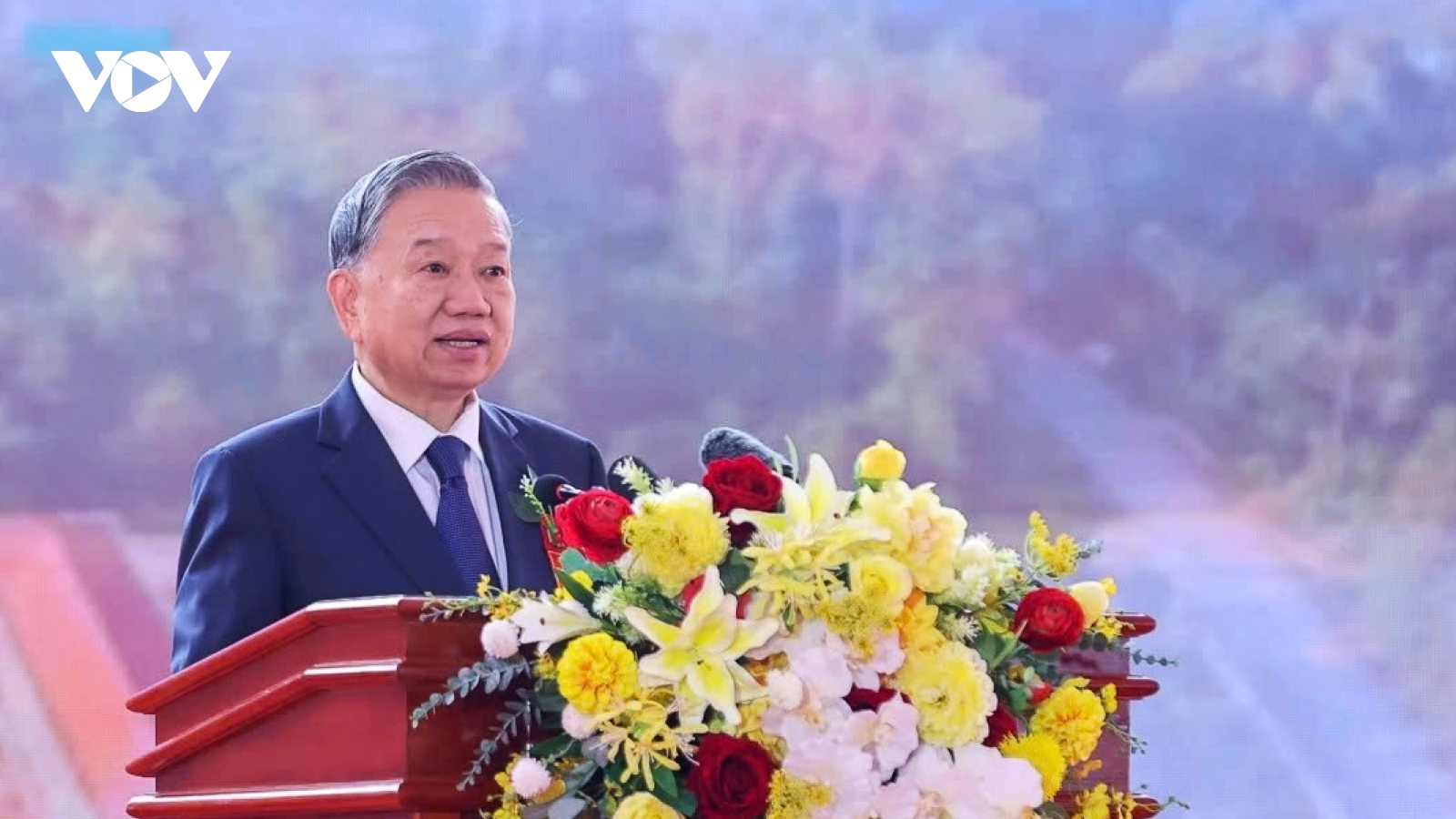 Party chief calls for model boarding schools across border regions