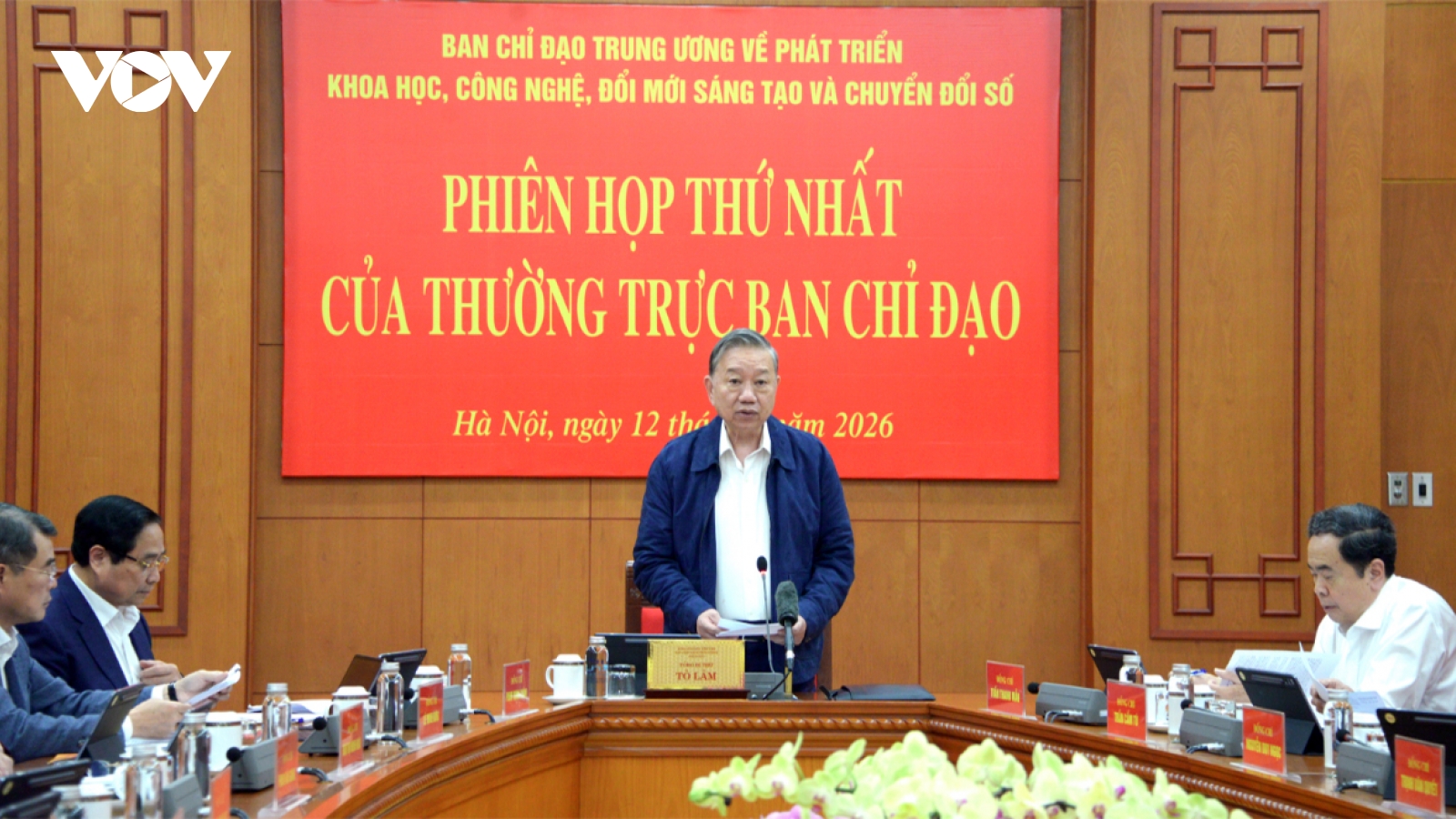 Party chief urges stronger push for science, technology and digital transformation