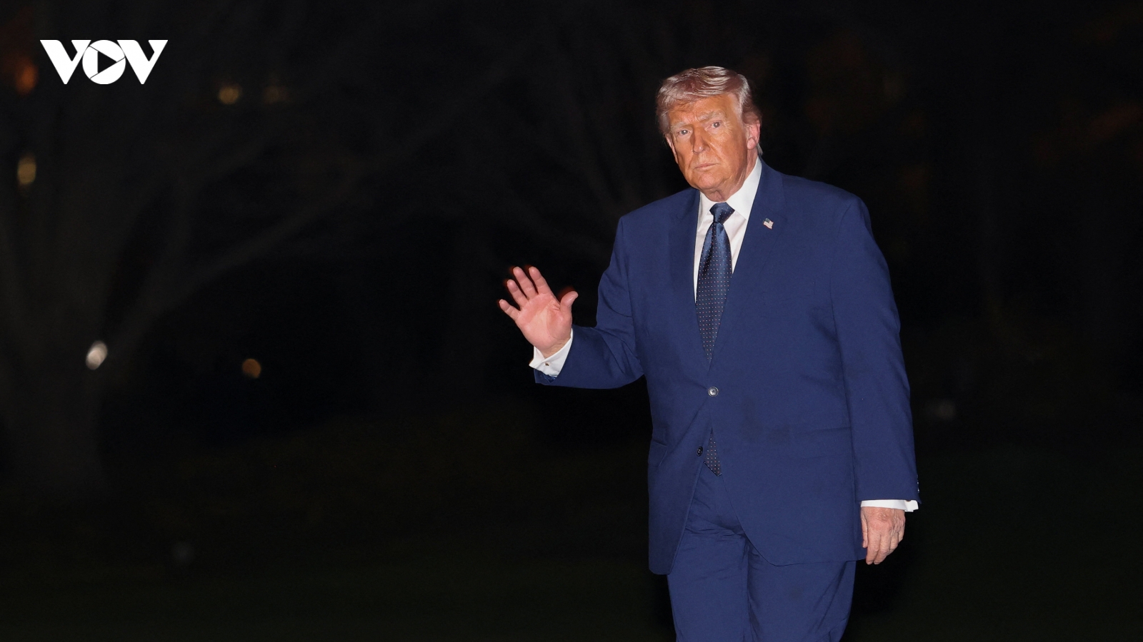 Nhà Trắng để ngỏ khả năng hoãn chuyến thăm Trung Quốc của ông Trump