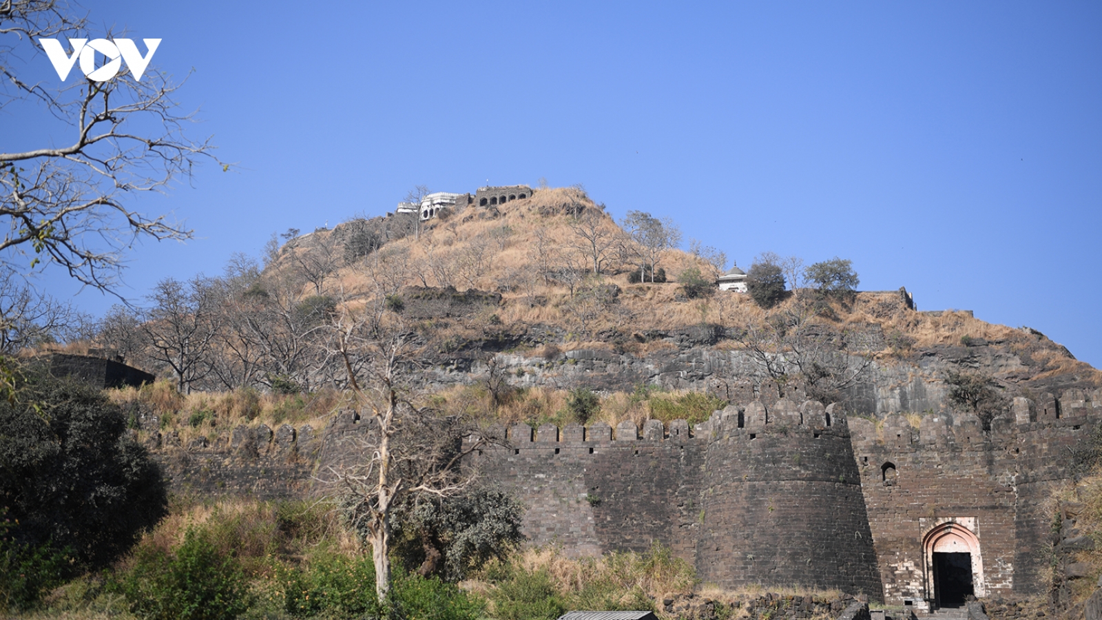 Daulatabad - pháo đài hùng vĩ và kiên cố bậc nhất của Ấn Độ thời Trung cổ