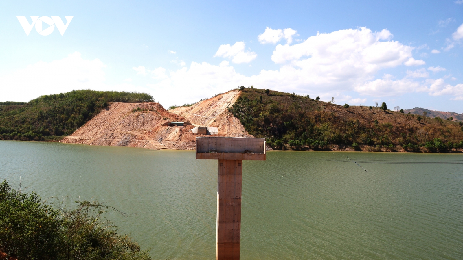 Cận cảnh dự án hơn 169 tỷ đồng ì ạch giữa lòng hồ Ya Ly