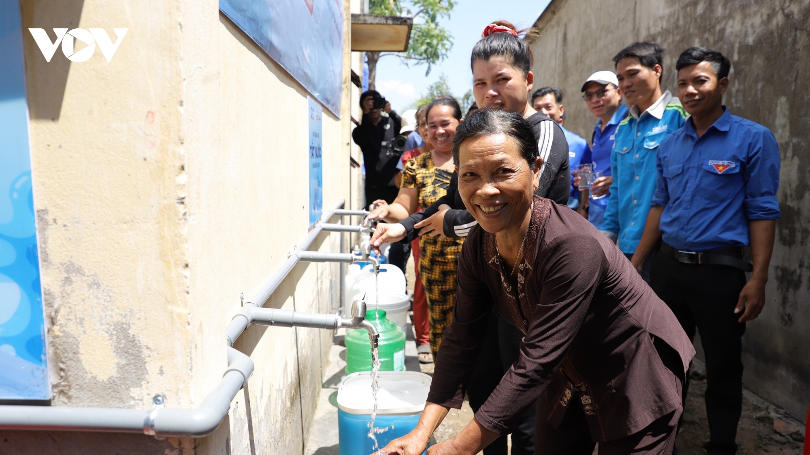 Thêm nguồn nước sạch cho người dân vùng chịu ảnh hưởng của hạn mặn ở Cần Thơ