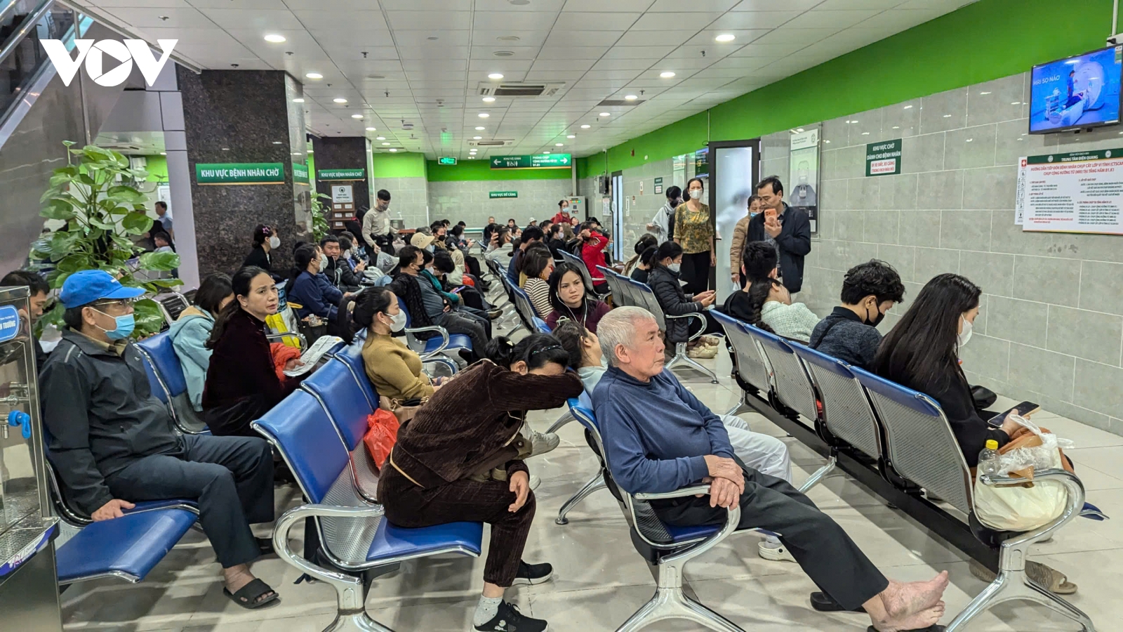 Y tế cơ sở - “chìa khóa” giảm quá tải bệnh viện ngay từ đầu năm