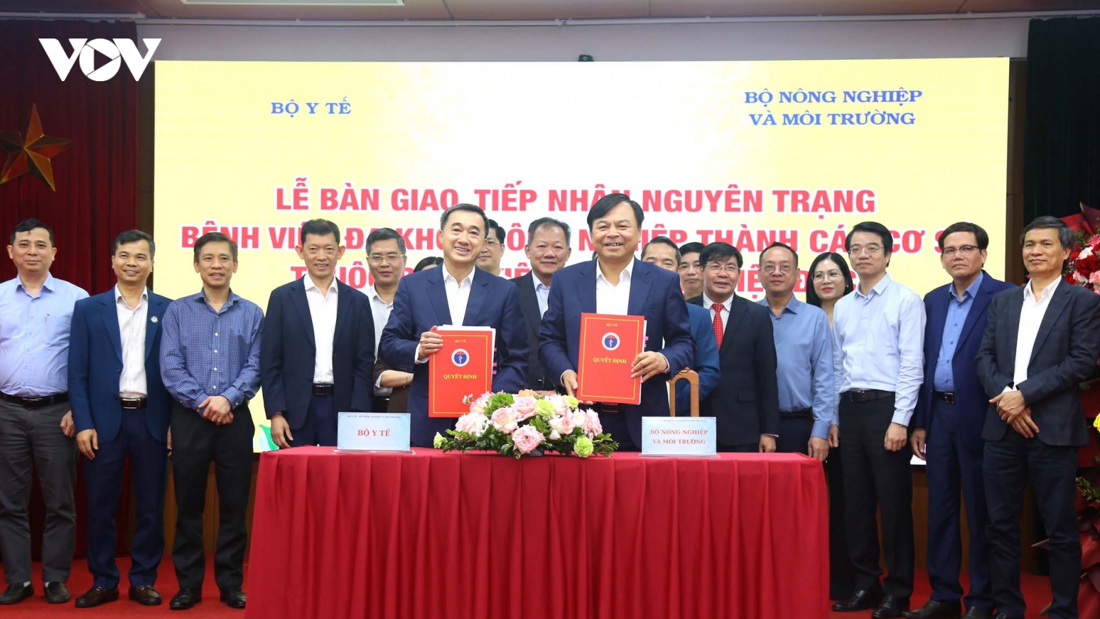 Chuyển Bệnh viện Đa khoa Nông nghiệp về Bệnh viện Hữu nghị Việt Đức