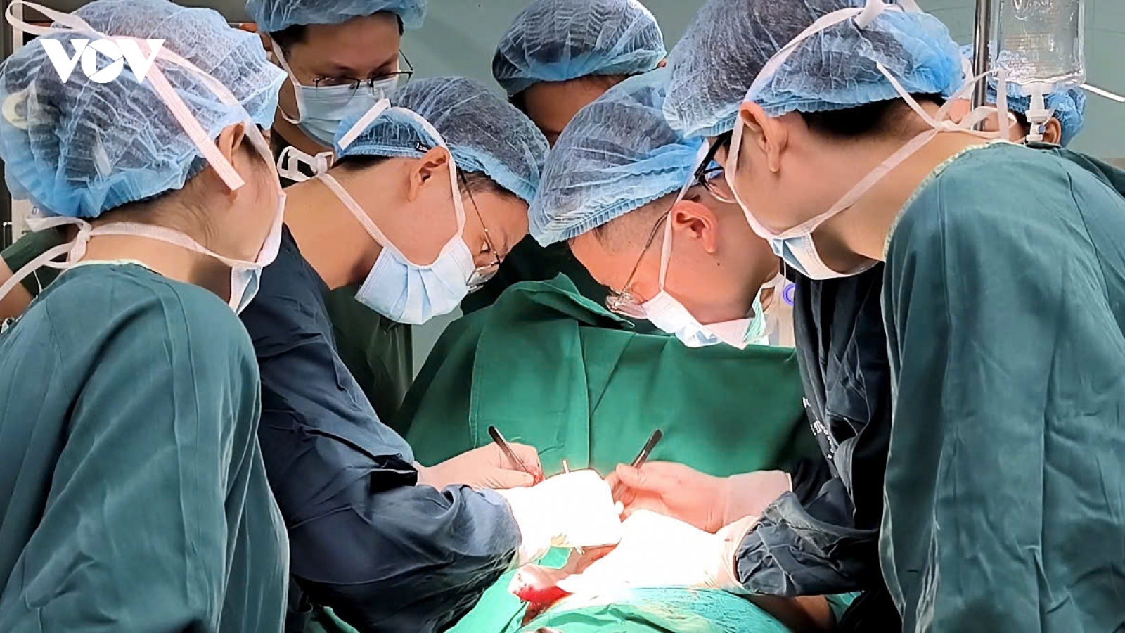 Nhiễm trùng nặng sau phẫu thuật thẩm mỹ: Cảnh báo từ ca bệnh nguy kịch