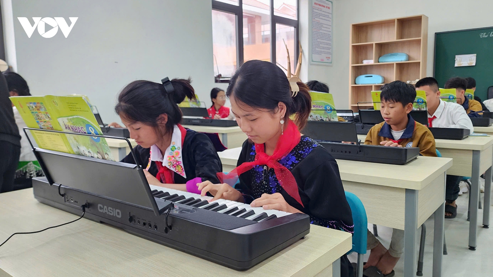 Mở lối tri thức, thắp sáng tương lai nơi biên cương Si Pa Phìn