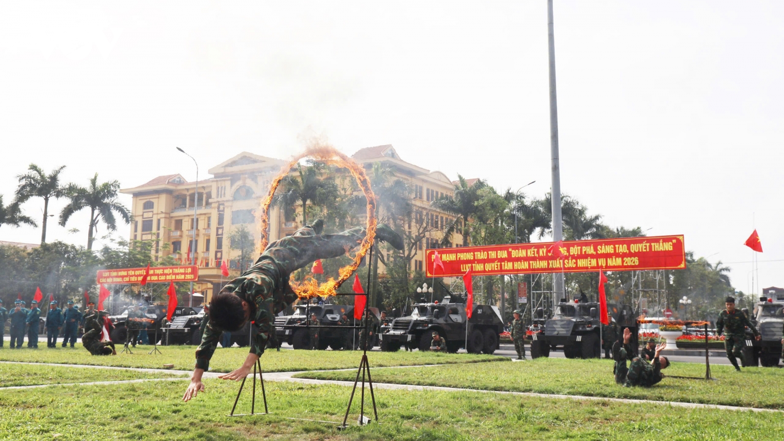 Kết hợp ra quân huấn luyện với sẵn sàng chiến đấu, không để bị động bất ngờ