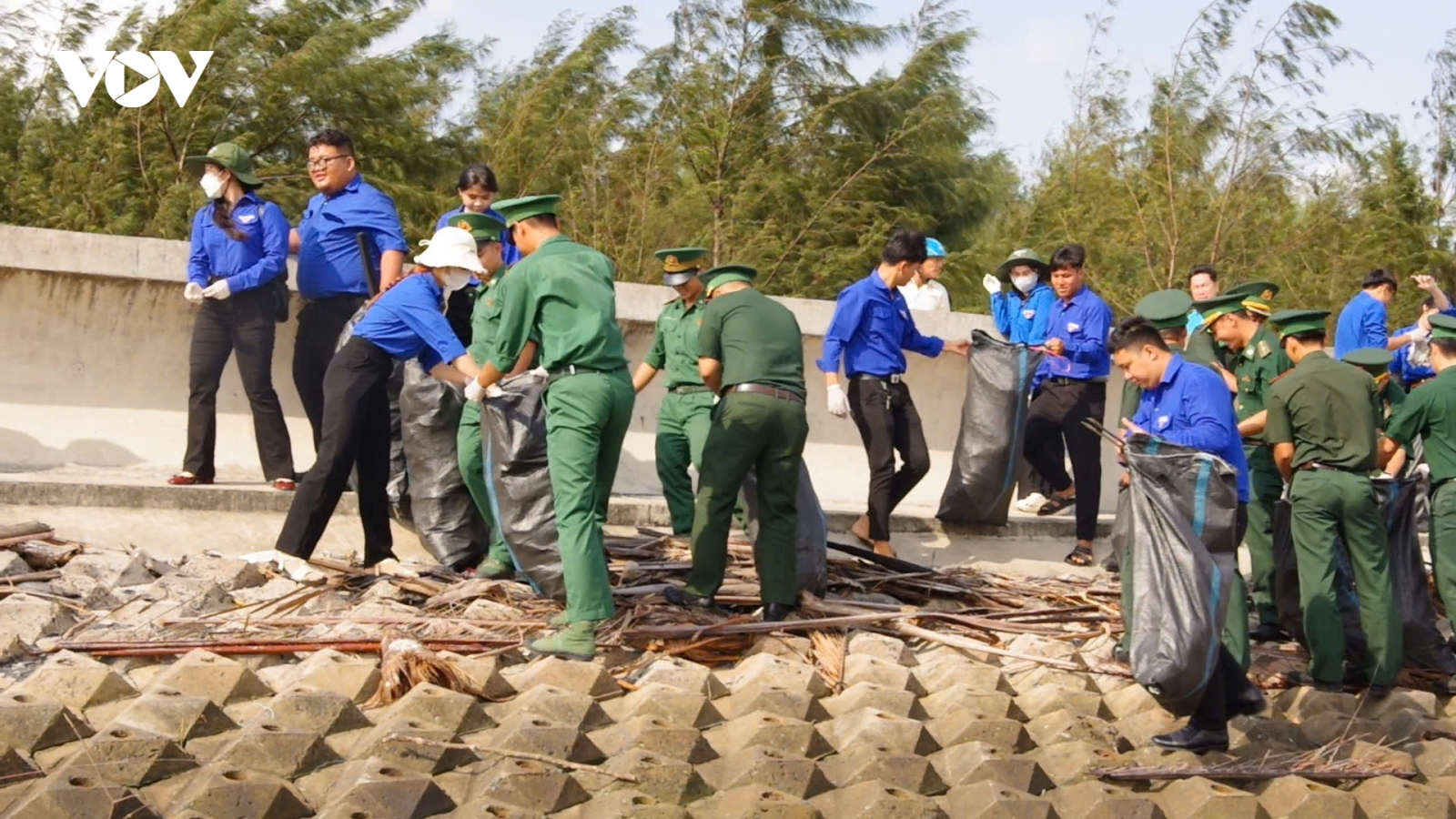 Vĩnh Long: “Tháng 3 biên giới” lan tỏa nghĩa tình quân - dân