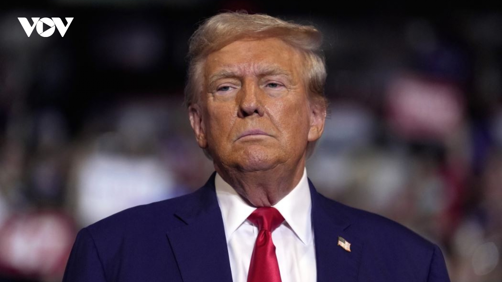 Ông Trump dọa dội bom hạ tầng then chốt nếu Iran không mở eo biển Hormuz