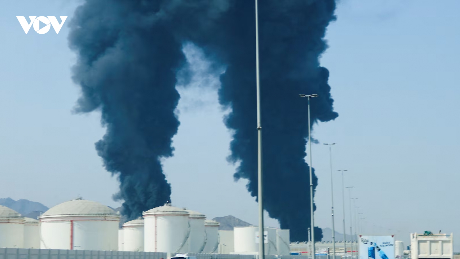 UAE chỉ trích các nước Hồi giáo không hỗ trợ vùng Vịnh đang bị Iran tấn công