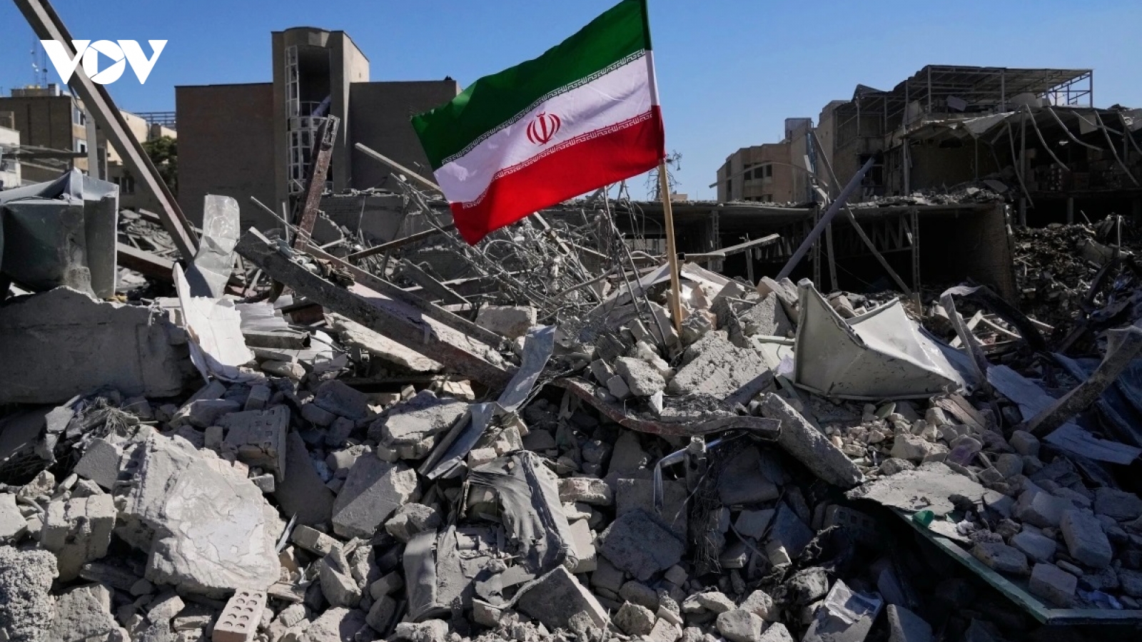 Tổng thống Iran: Tehran không còn lựa chọn nào khác ngoài tấn công