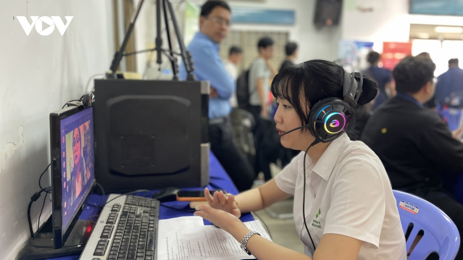 Cung - cầu lao động “vênh nhịp”: Doanh nghiệp cần người nhưng khó tuyển