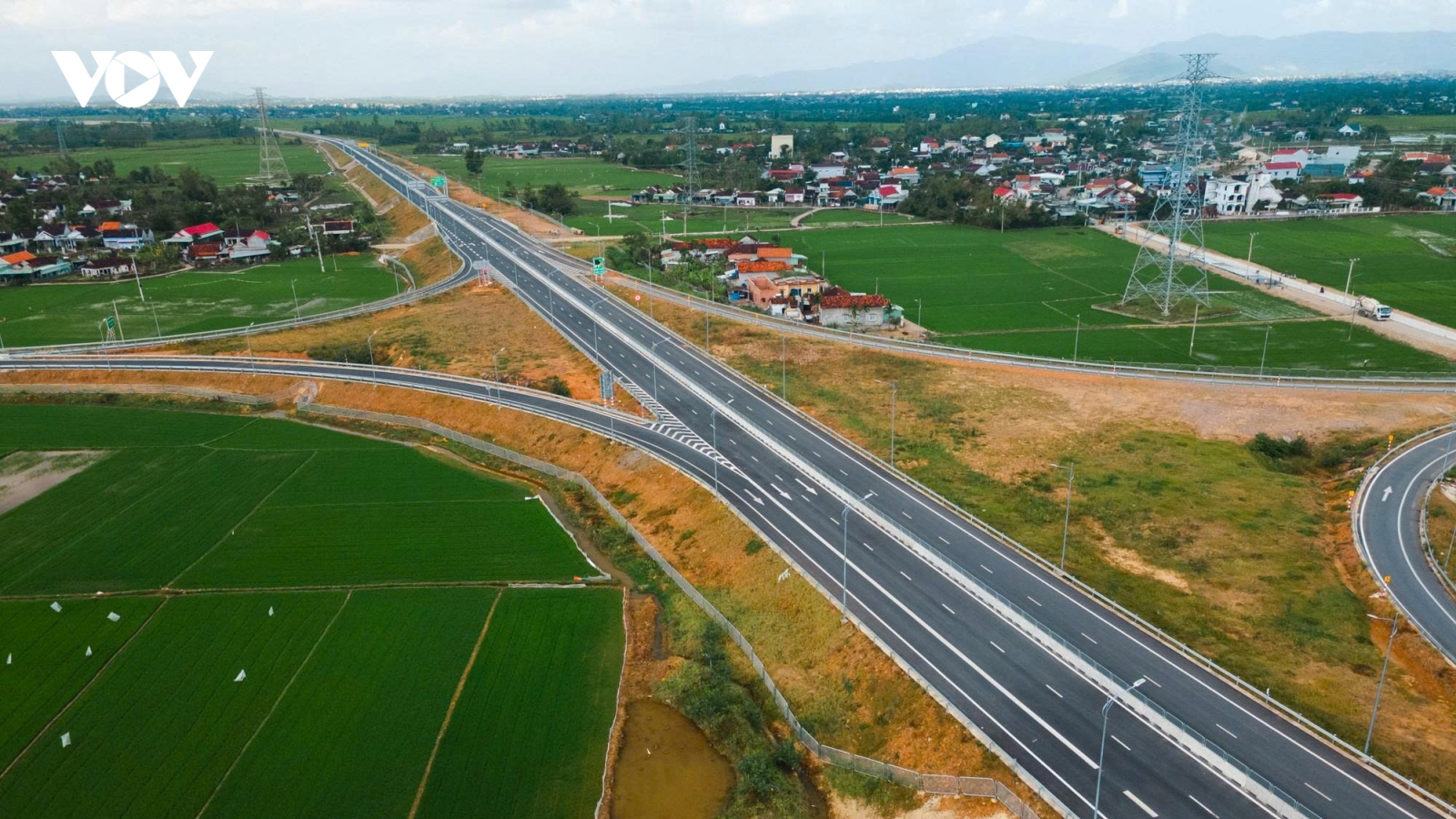 Đề xuất xây dựng cao tốc 4 làn xe nối Phú Thọ với Thủ đô Hà Nội