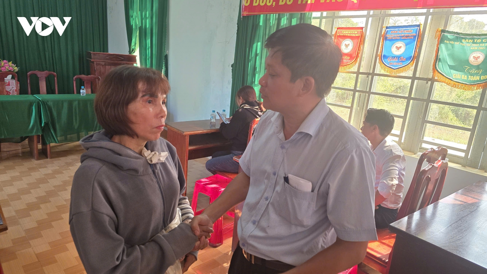 Nhà dân thành “vực sâu” khi làm đường ở Đồng Nai: Chủ đầu tư xin lỗi, hỗ trợ dân
