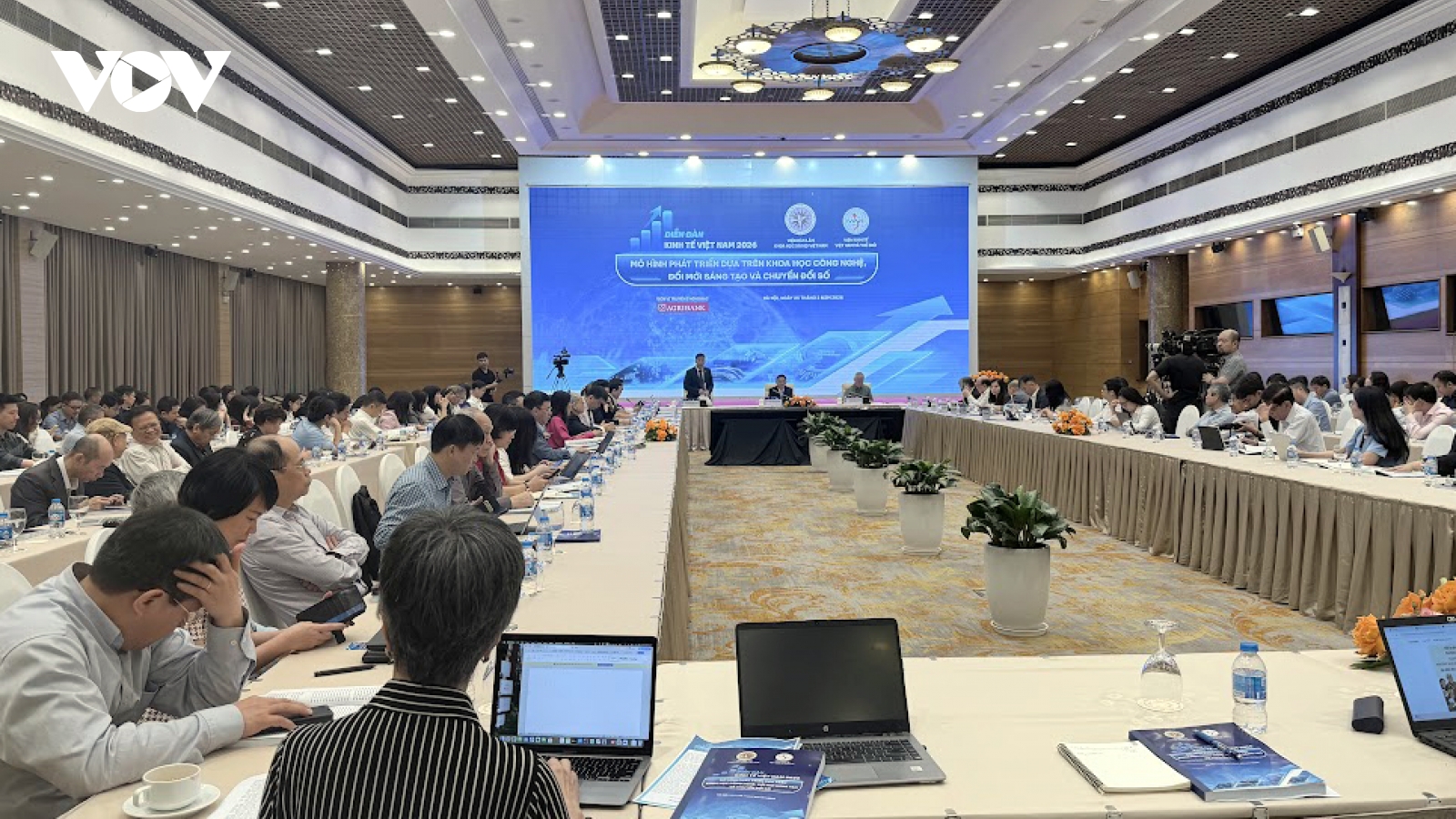 Nền tảng then chốt để Việt Nam xác lập mô hình phát triển mới