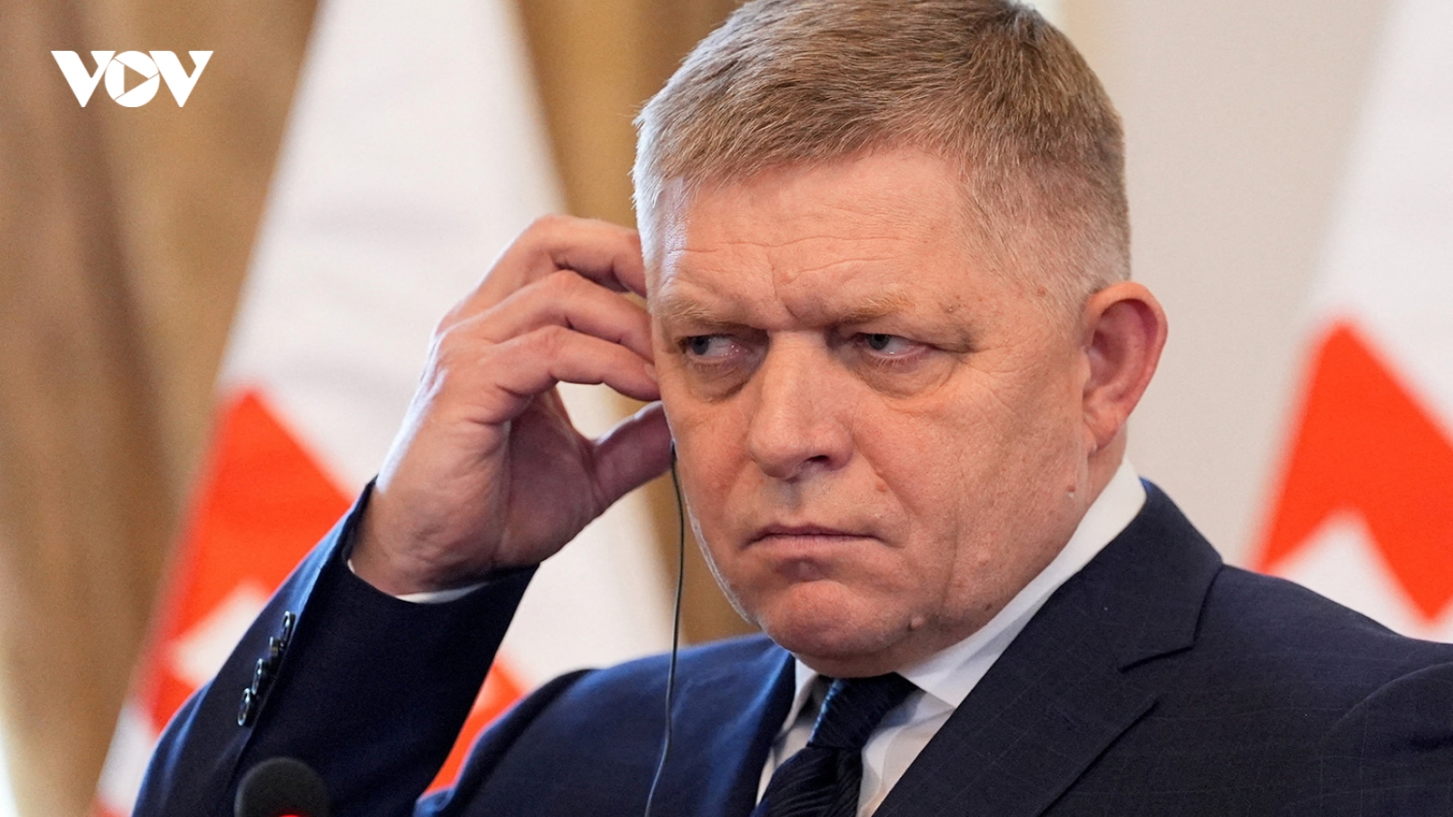 Slovakia cân nhắc cùng Hungary chặn khoản vay 90 tỷ euro của EU cho Ukraine