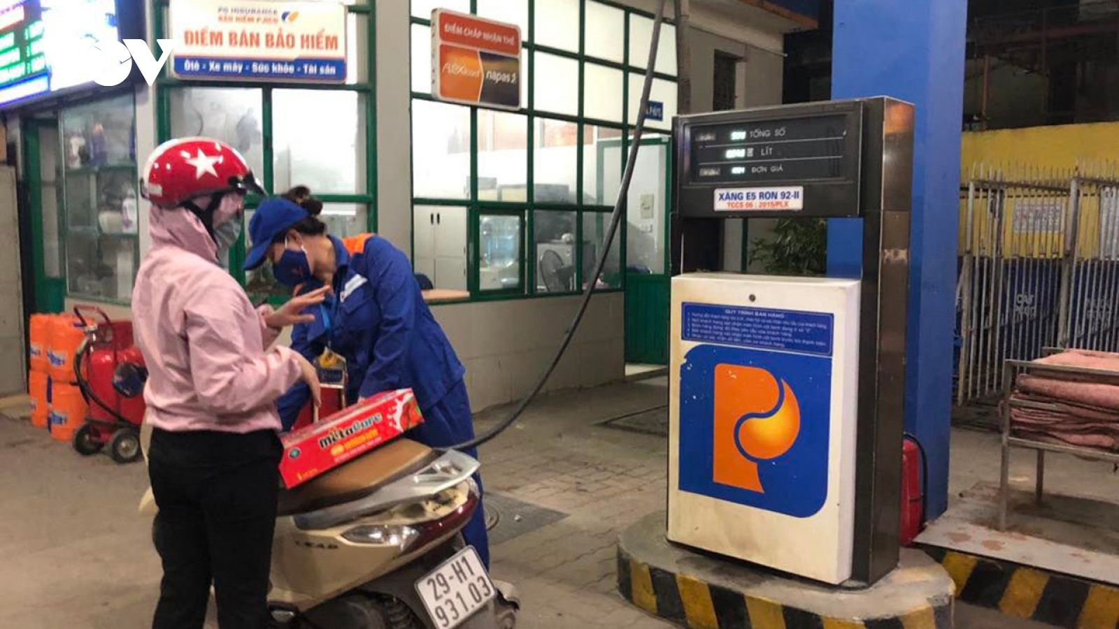 Nguồn cung nội địa chiếm 70-80%: Vì sao giá xăng dầu vẫn “nhảy múa” theo thế giới?