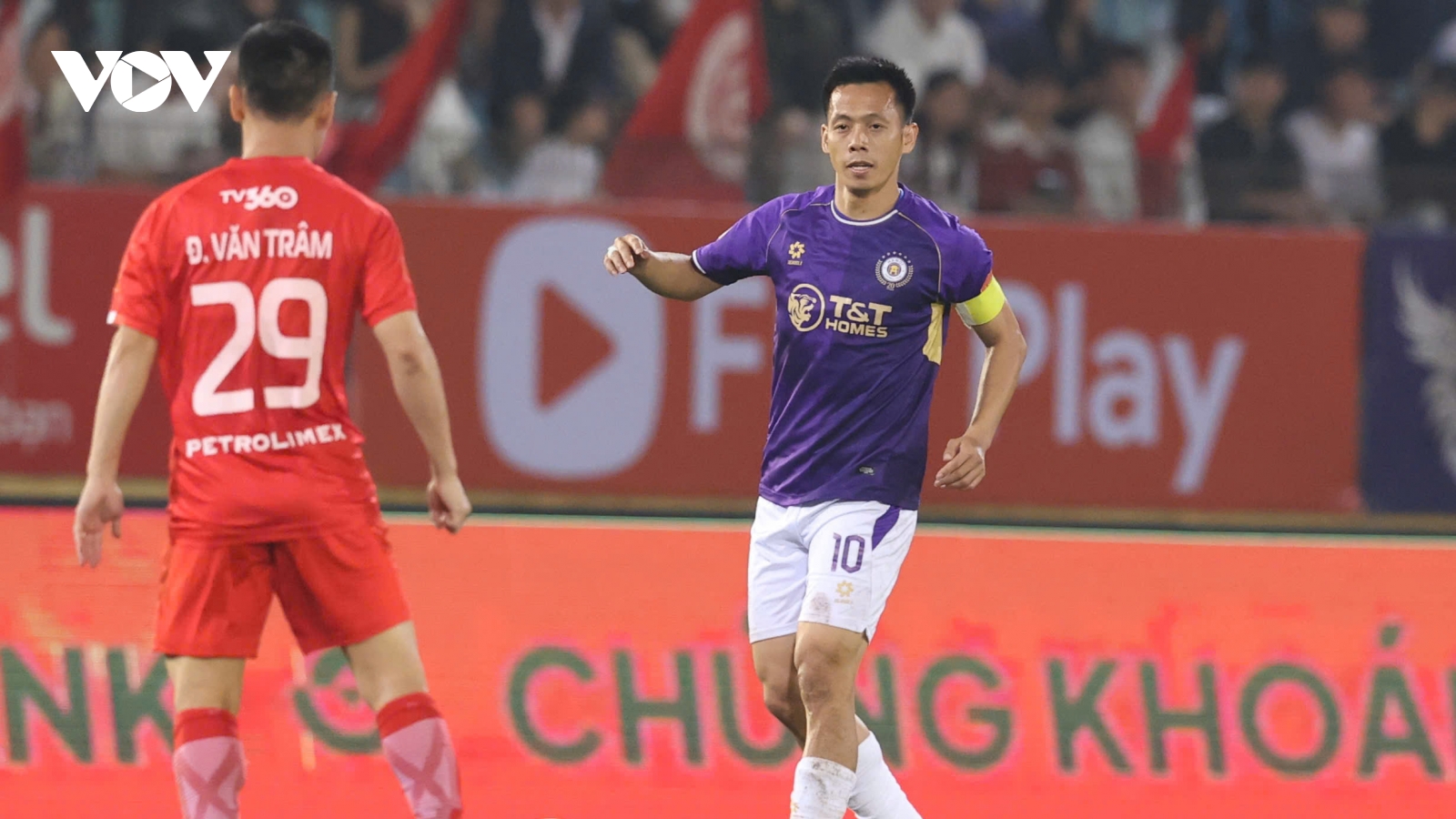 Hà Nội FC trước sứ mệnh cứu mình và cả V-League 2025/2026