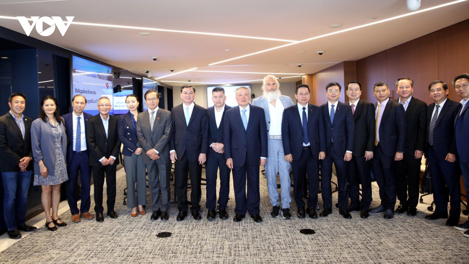 Khuyến khích doanh nghiệp, định chế tài chính San Francisco đầu tư vào VIFC