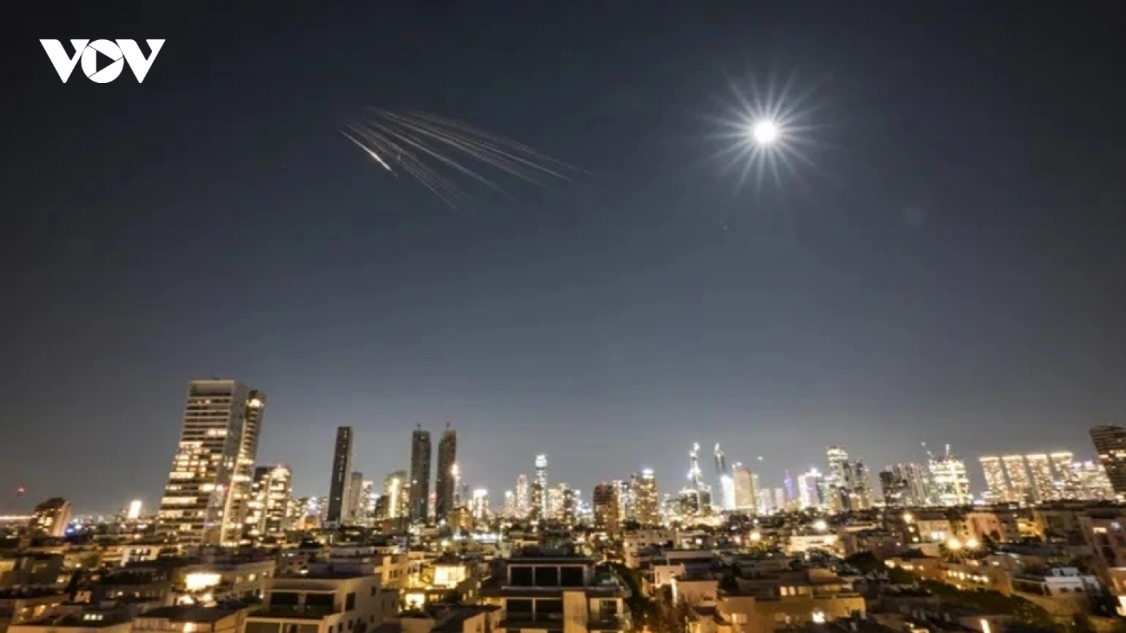 Chiến sự Trung Đông: Israel và Iran tăng cường tập kích lẫn nhau