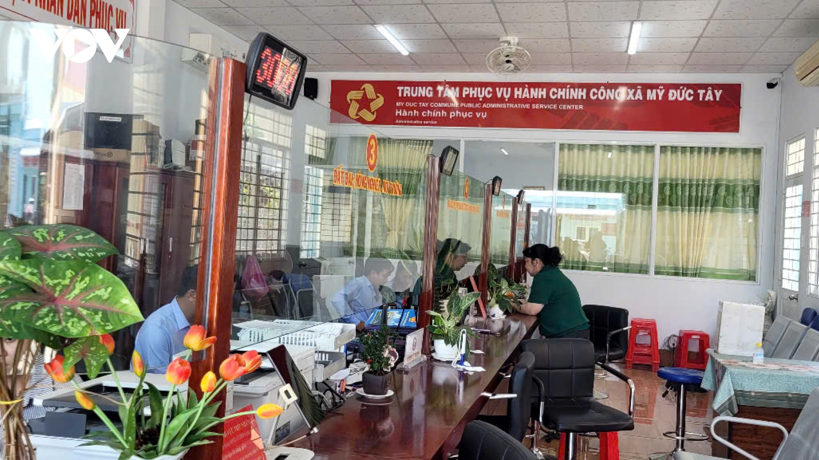 Cán bộ cơ sở Đồng Tháp: Những nỗ lực thầm lặng sau sáp nhập