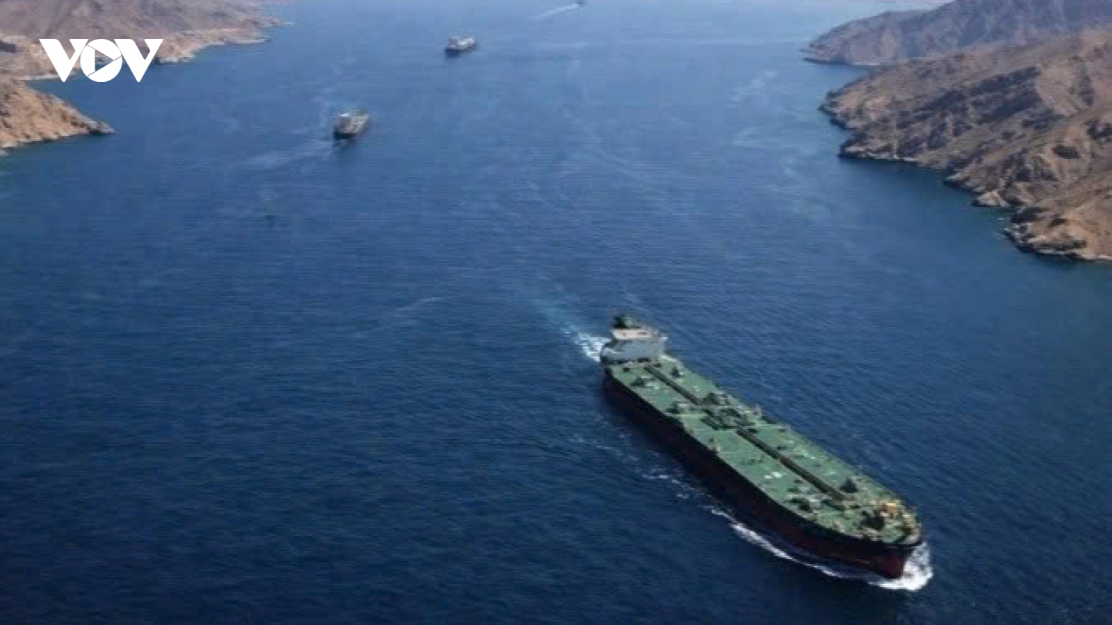 CENTCOM bác tin hộ tống tàu qua Hormuz giữa lúc Mỹ - Iran tăng tốc đàm phán