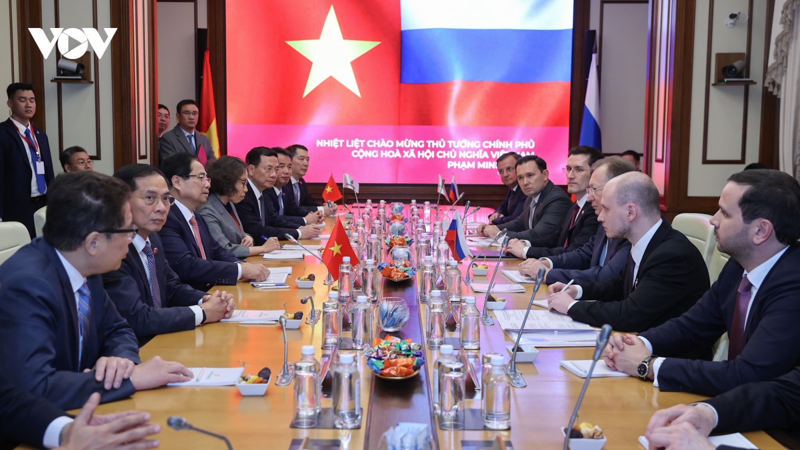 Thủ tướng làm việc với Công ty Zarubezhneft, đối tác hàng đầu dầu khí Việt Nam