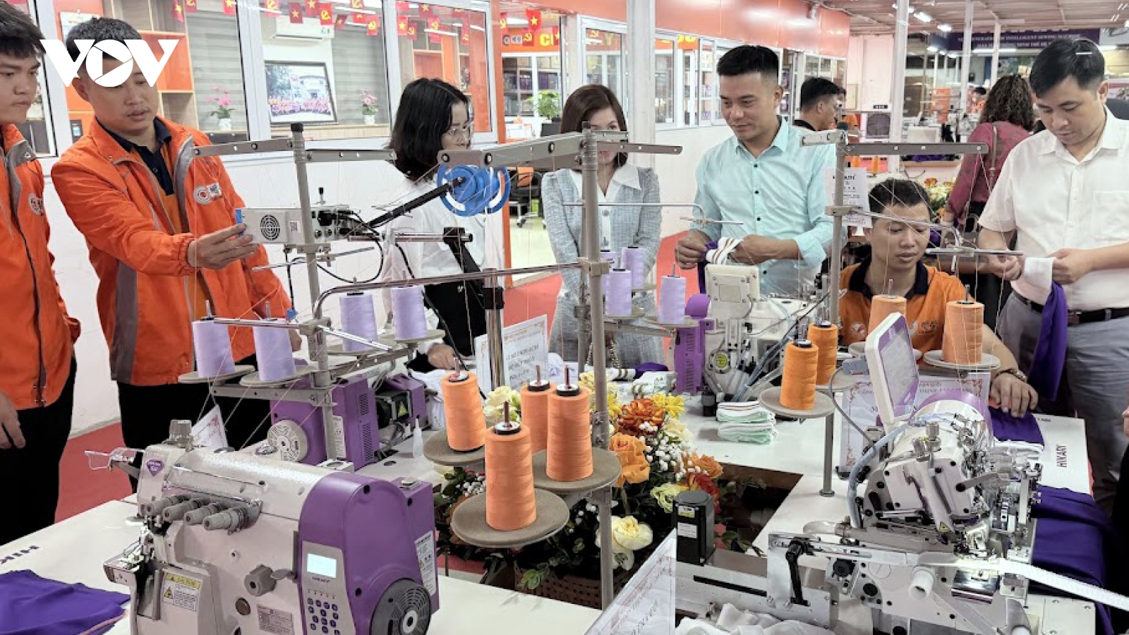 Đầu tư đột phá công nghệ - dệt may Việt Nam có cơ hội định hình tương lai mới